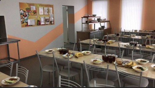 Компания «Свеза» помогла оборудовать пищеблок в Большевистской школе.