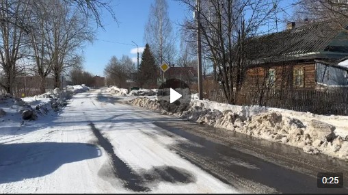 Расчистка дорог и вывоз снега продолжаются в ежедневном режиме.