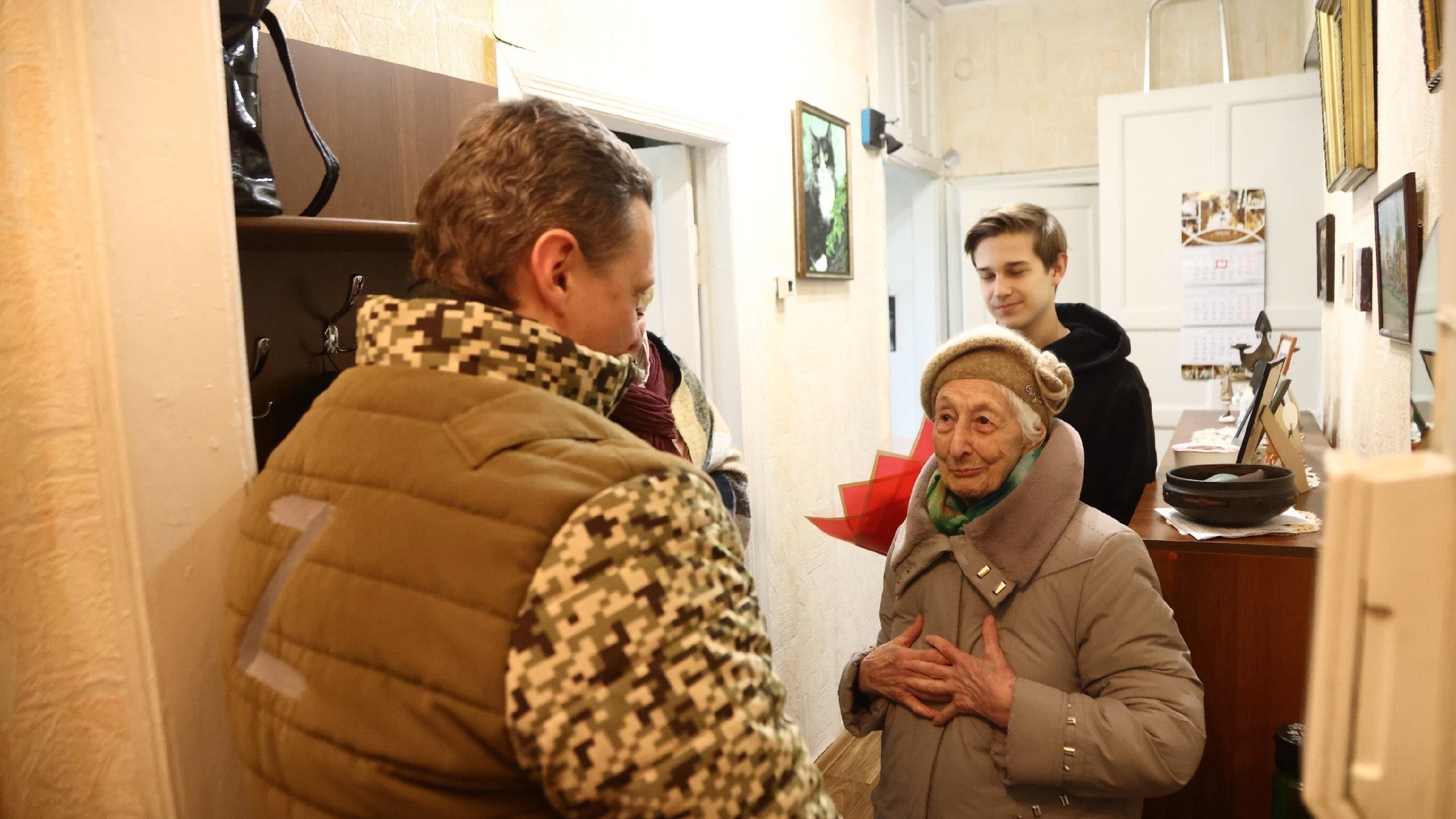 Врио Губернатора Вологодской области Георгий Филимонов поздравил вологжанку Мэри Котлер.
