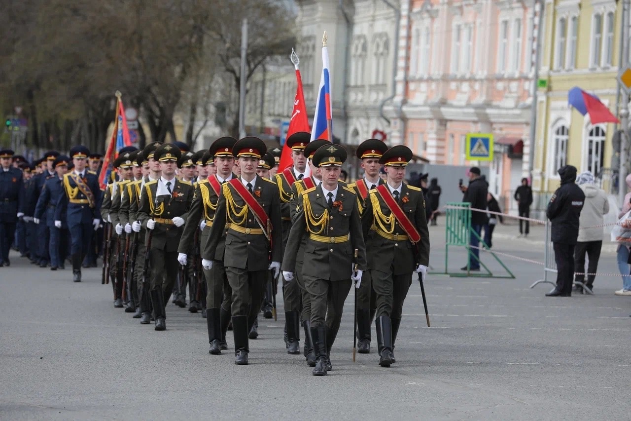 В Вологде прошел парад войск Вологодского гарнизона, посвященный 79-й годовщине Победы в Великой Отечественной войне.